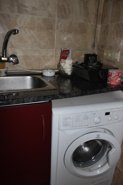 Lela Apartments Tbiliszi Szoba fotó